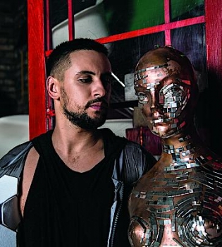 Дмитрий Монатик