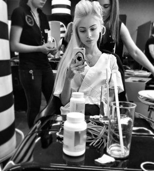 Бывшая Тимати снялась в мужском журнале