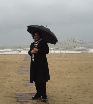 Киркоров сфотографировался с оголенной Пугачевой