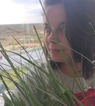 Наташа Королева объяснила, зачем показала свою грудь