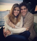 Звезда сериала &laquo;Дневники вампира&raquo; Кайла Юэлл вышла замуж