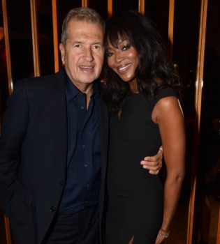 Неподражаемые Марио Тестино и Наоми Кэмпбелл блистают на вечеринке в Нью-Йорке