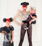 Оля Полякова с детьми в фотосессии для Viva!