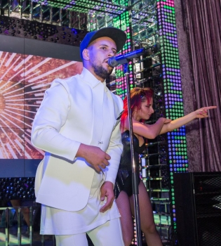 Дима Монатик на концерте