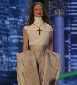 Татьяна Денисова и ее самые яркие образы на шоу Танцуют все!