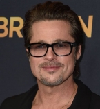 Радости для богатых: Брэд Питт купил коллекционный мотоцикл за 400 тысяч долларов