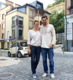 Лето продолжается: супруга экс-Холостяка показала фото с отдыха