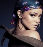 Рианна выпустила собственную линию эксклюзивных носков