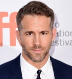 Райан Рейнольдс рассказал о друге, который пытался нажиться на фотографиях его дочери