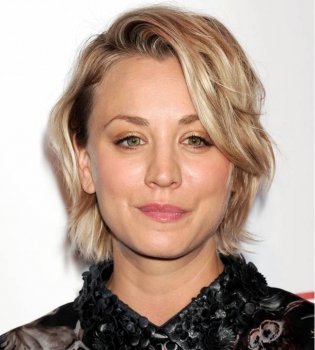 Официально: Кейли Куоко разводится с супругом