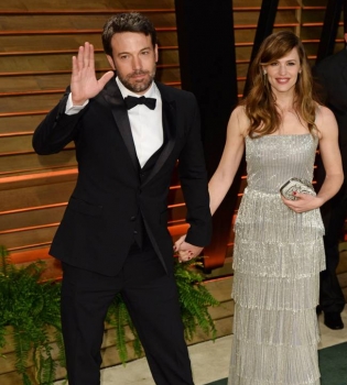 Дженнифер Гарнер беременна от бывшего мужа?