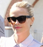 Как школьница: Риз Уизерспун покоряет молодежным стилем