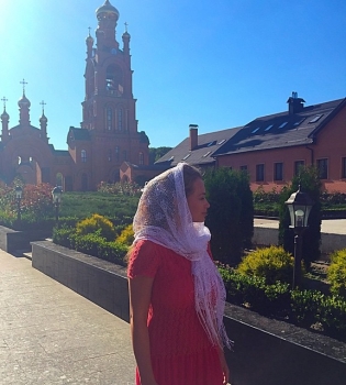 Яна Соломко крестила трехмесячного ребенка в Киеве