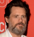 28-летняя возлюбленная Джима Керри покончила с собой после расставания с актером