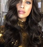 Сексуальная Ирина Шейк в кожаном комбинезоне снялась для модного бренда