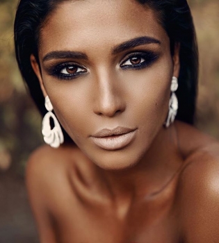 Санта Димопулос выходит замуж в третий раз?