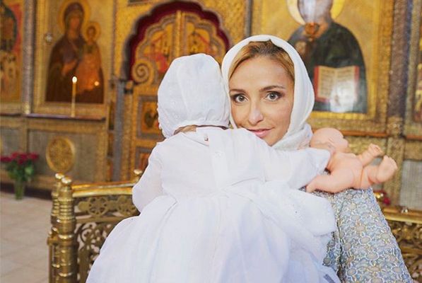 Татьяна Навка и Дмитрий Песков окрестили годовалую дочь