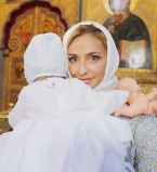 Татьяна Навка и Дмитрий Песков окрестили годовалую дочь