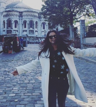 Назад в детство: Селена Гомес показала, какой была в пять лет