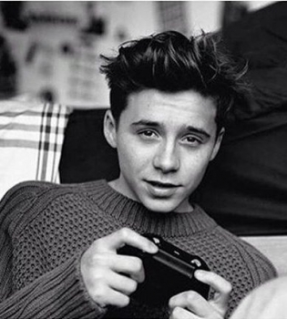 Начинающий фотограф: Бруклин Бекхэм сделал удивительно красивое фото младшего брата