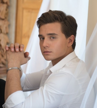 Влад Сытник