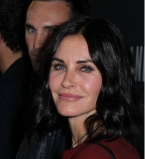 По стопам подруги: звезда сериала &quot;Друзья&quot; Кортни Кокс планирует свадьбу