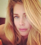 Сверхоткровенно: Даутцен Крус выложила в сеть фото без нижнего белья