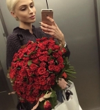 Бывшая жена Тимати примерила свадебное платье