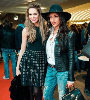 Санта Димопулос посетила премьеру скандального фильма &quot;Любовь&quot;