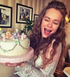 Яна Соломко показала умилительное фото с дочкой