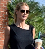 В преддверии Хэллоуина: супермодель Хайди Клум примерила образ тыквы