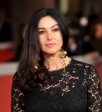 Благородная красота: Моника Белуччи блистает на кинофестивале в Риме