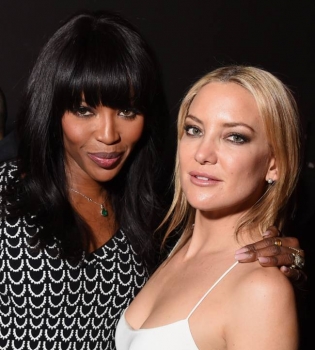 Звездная тусовка: Кейт Хадсон и Наоми Кэмпбелл повеселились на вечеринке в Нью-Йорке