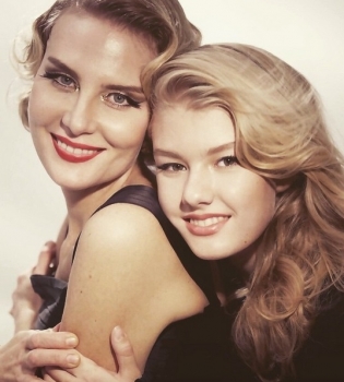 Рената Литвинова и ее дочь Ульяна