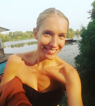 Катя Осадчая показала, как выглядела в 20 лет