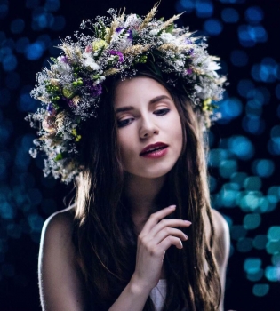 Кристина Соловий снялась в мистическом видео