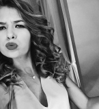 Совсем взрослая: 14-летняя дочь Веры Брежневой блестела на балу дебютанток