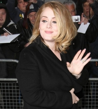 Разговор о главном: Адель рассказала о творчестве и материнстве