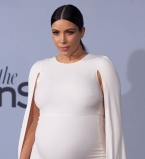 Ким Кардашьян о своей фигуре: "Я чувствую себя, как чертов кит!"