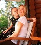 Дочь Юлии Высоцкой вышла из комы