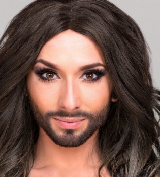 Кончита Вурст стала поклонницей 14-летнего украинца