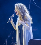 Тина Кароль на концерте