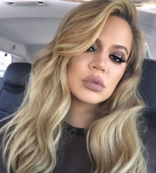 Хлое Кардашьян рассказала о своих комплексах: &quot;Я всегда была толстой сестрой&quot;