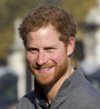 Принц Гарри растрогал публику своим поведением во время встречи военных