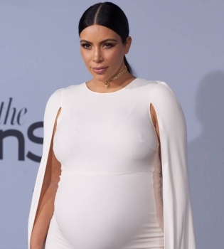 Ким Кардашьян скучает по стройной фигуре