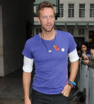 Крис Мартин заявил, что стал счастливым после развода с Гвинет Пэлтроу