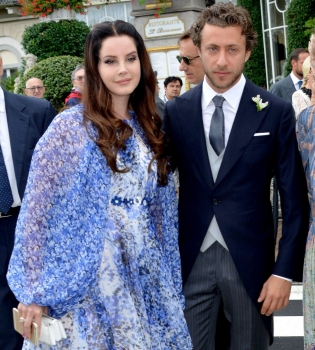 Лана Дель Рей рассталась со своим возлюбленным Франческо Карроззини &ndash; СМИ