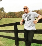 Счастливый папочка: у Дуэйна Джонсона скоро родится еще одна дочь