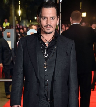 Джонни Деппа не удивило то, что его дочь не уверенна своей традиционной ориентации