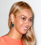 Поп-дива Бейонсе поделилась с поклонниками личными фото с супругом